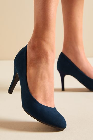 Friends Like These - Navy Court Shoes (Size 4W) - Preloved